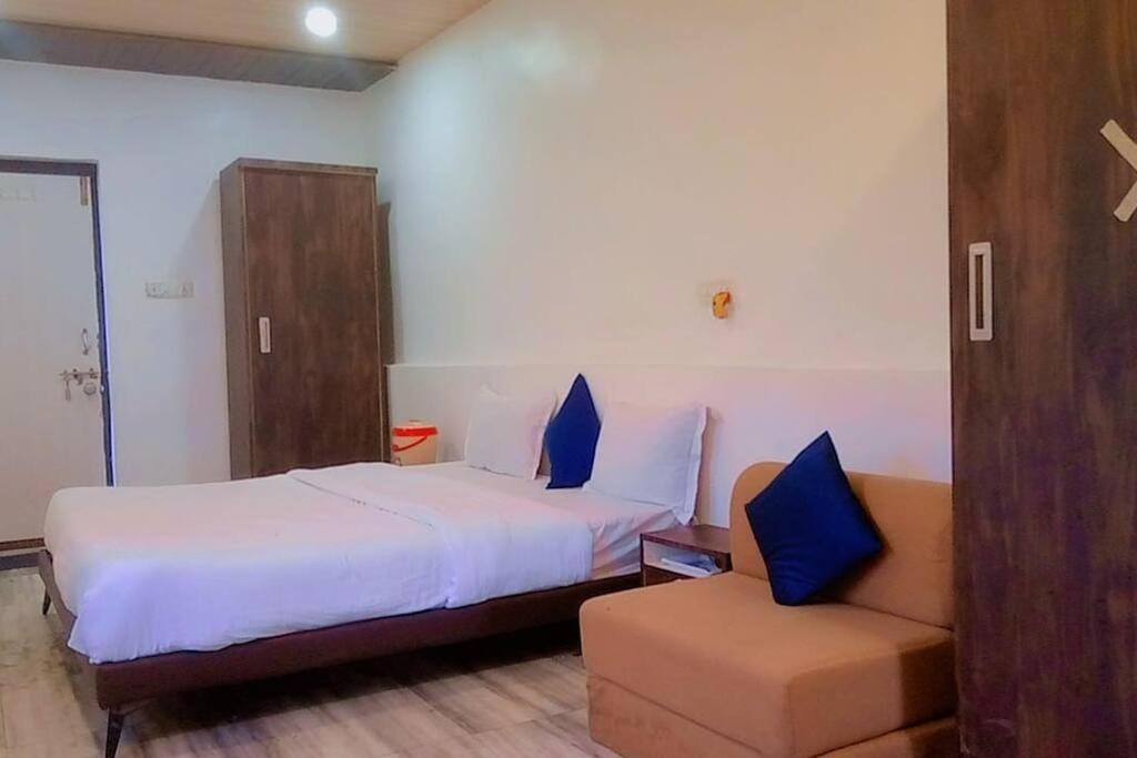 Valley Nest For 6-12 Pax مونت ابو المظهر الخارجي الصورة